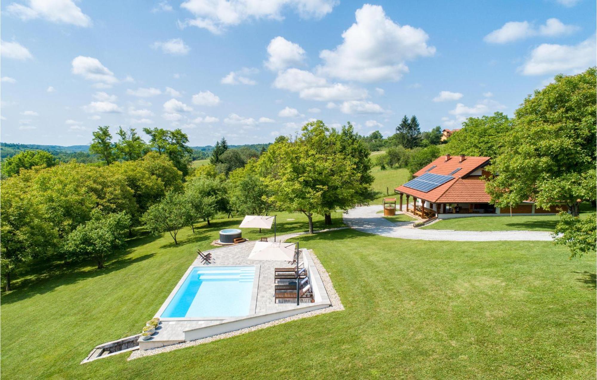 Nice Home In Glina With Sauna Donje Taboriste Luaran gambar