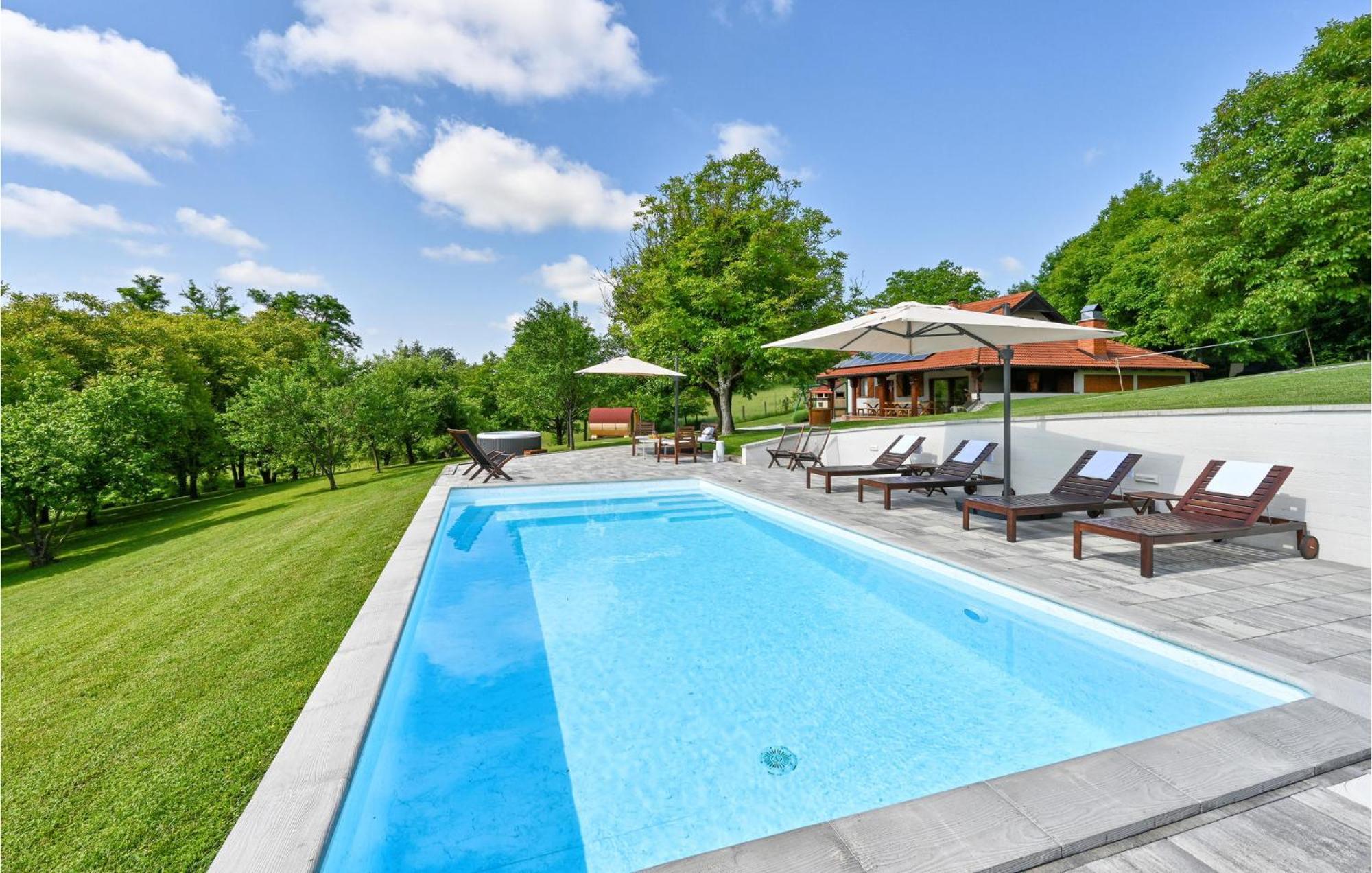 Nice Home In Glina With Sauna Donje Taboriste Luaran gambar